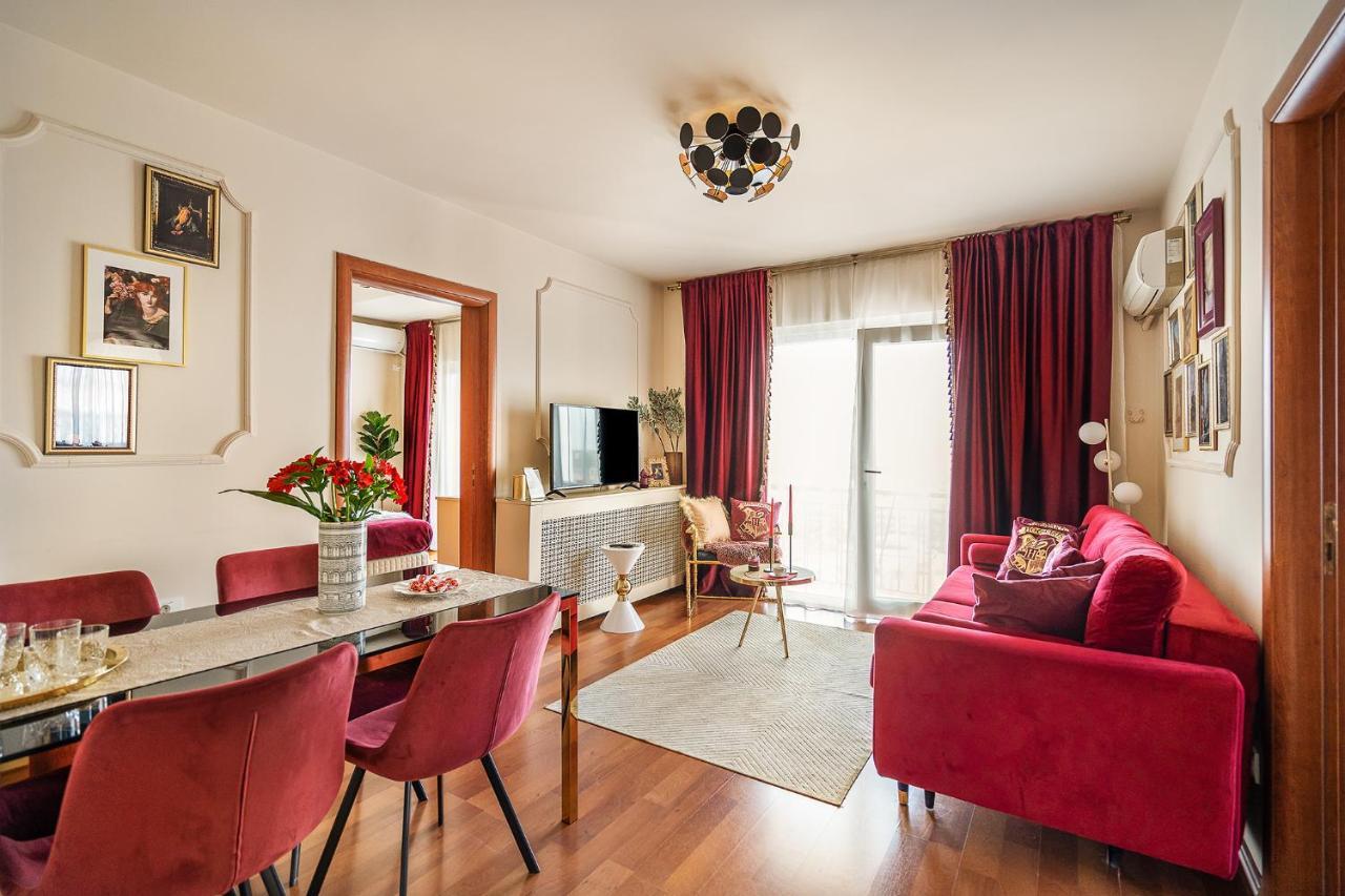 Holt - Gryffindor Tower Villa Bucureşti Eksteriør bilde