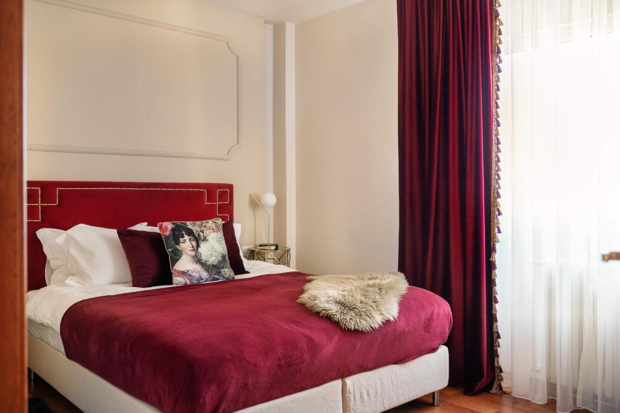 Holt - Gryffindor Tower Villa Bucureşti Eksteriør bilde